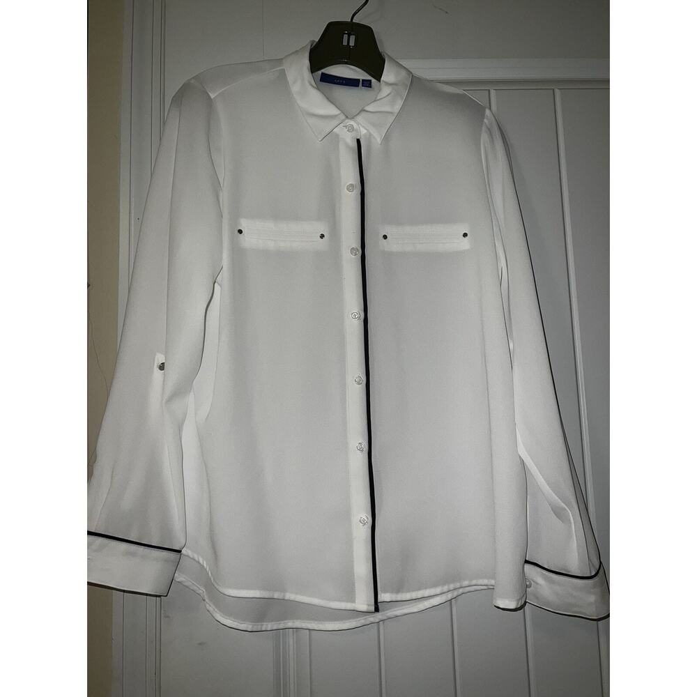 Apt. 9 Womens white long sleeve button down business professional blouse PM
